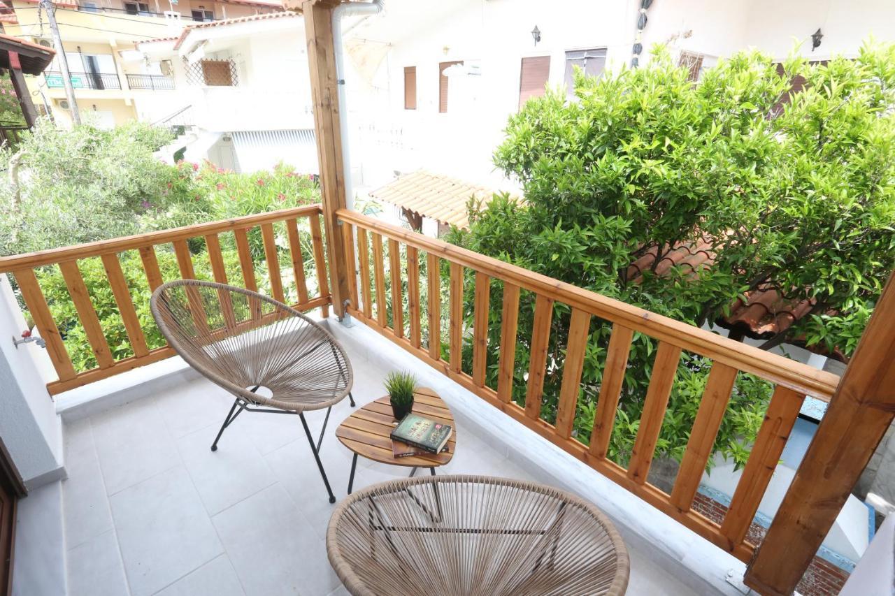 Blue Wave Apartment Pefkochori Exterior foto